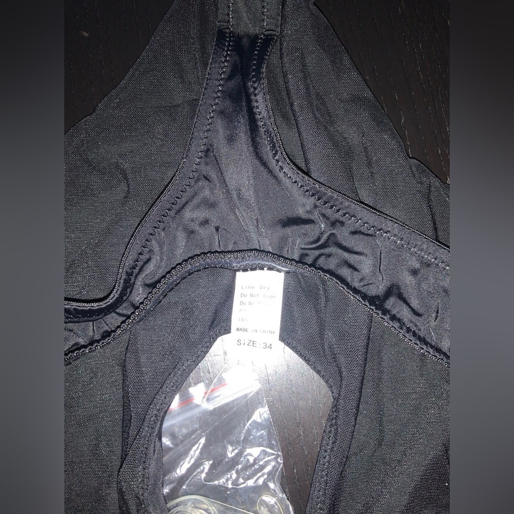 One Piece Tummy Saver U Plunge size 34 - Picture 4 of 4